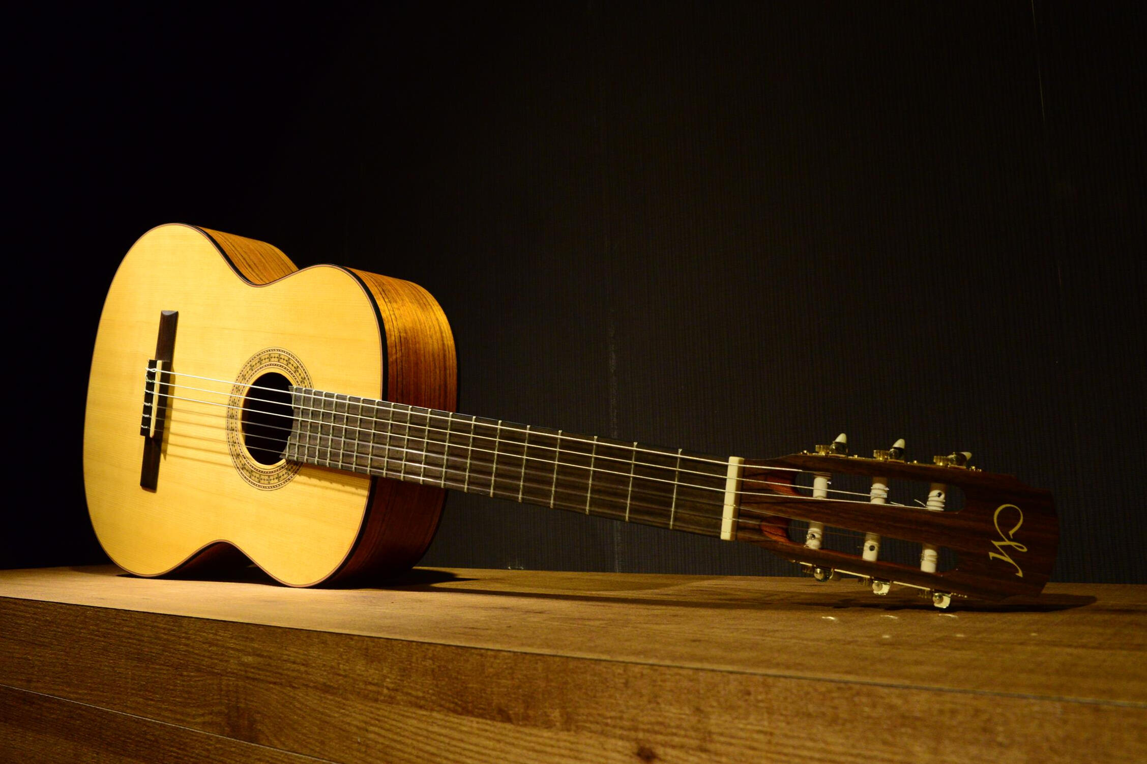 Classical Guitar Lessons Singapore